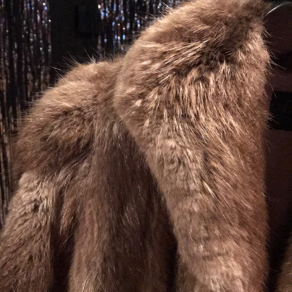 Vintage 1980’s Full Length Long Haired Beaver Fur! - Picture 7 of 11